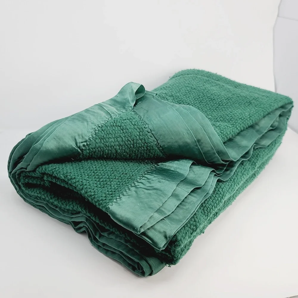 VTG Hunter Green QUEEN Waffle Weave Blanket Satin Trim On 4 Sides LOOSE CORNER